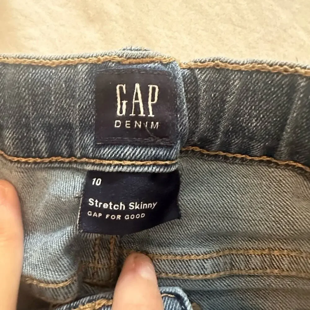 NWOT- Girls Gap Straight Leg Jeans